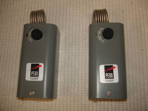 Johnson Controls A19BBC-2 Thermostat Lot (2)