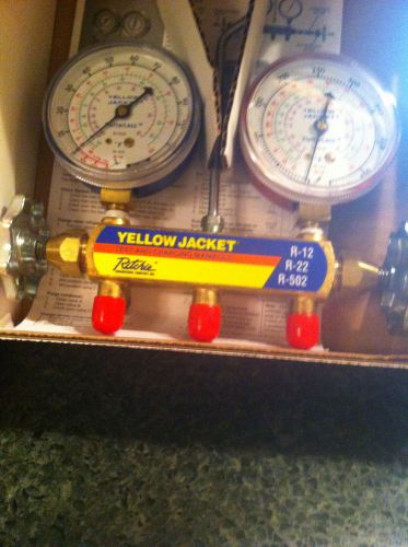 Yellow jacket  manifold guages 41212 for sale