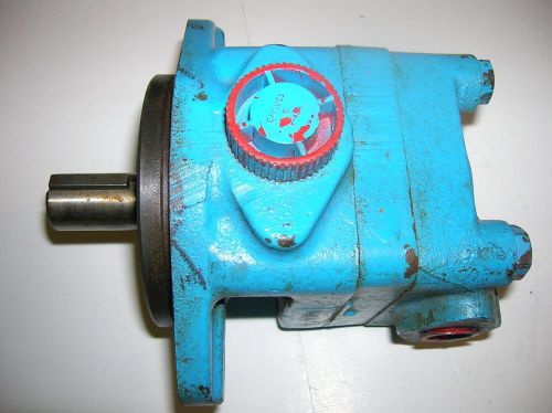 Vickers 2.5 gpm hydraulic vane pump nos for sale