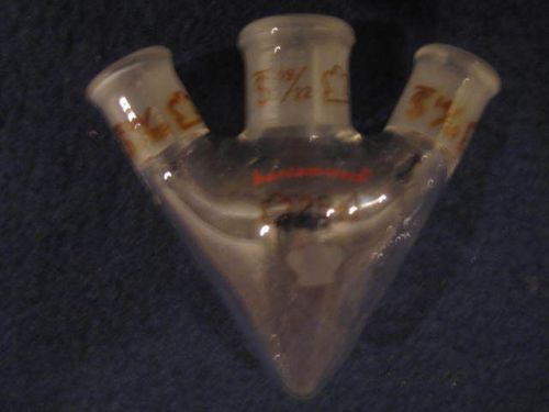 Bantam-ware Pear-shape Three-neck 14/20,19/22, 14/20 joints Flask, 25mL