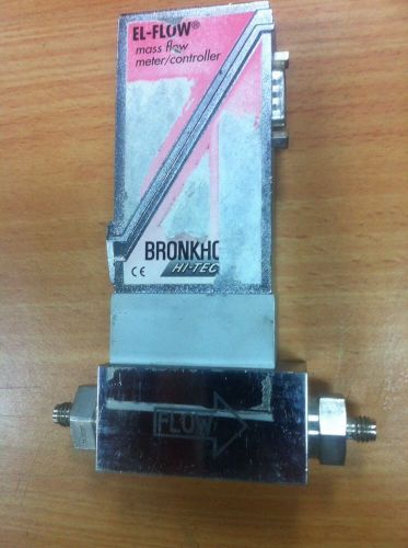BRONKHO , EL-FLOW Mass flow meter/controller , F-131M-HBD-11-V , 50 mln/min N2 .