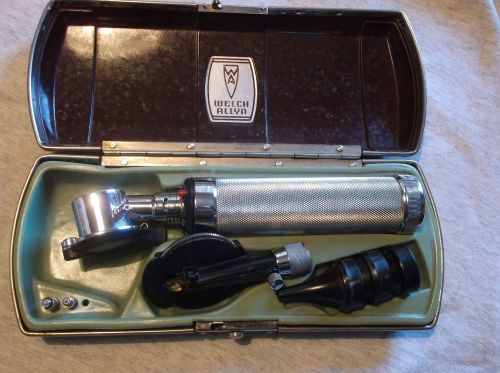 Vintage Welch Allyn Otoscope Ophthalmoscope  Set w Bakelite Case