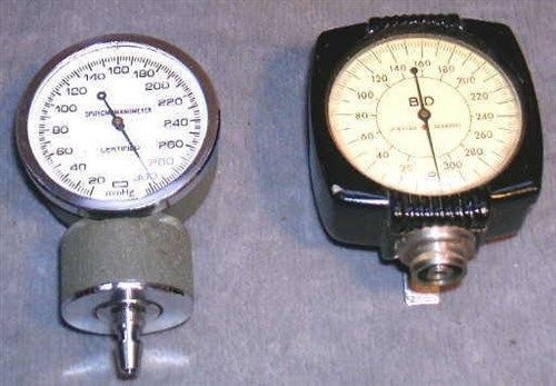 2 BP Sphygmomanometer Gages With Different Connectors