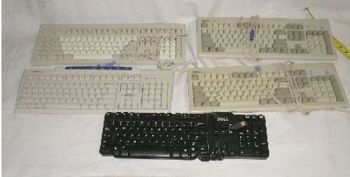 Lot of 5 Computer Keyboards Dell Quietkey Compaq Aries