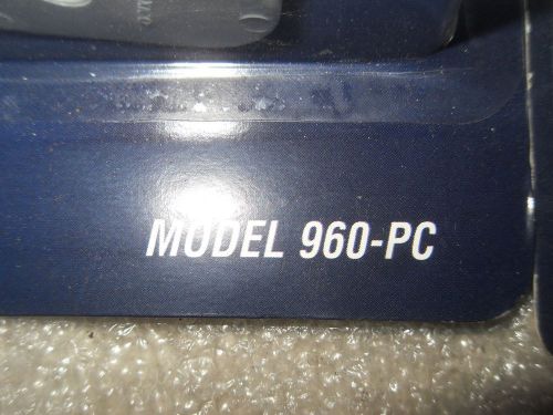 (RR13-6) 1 LOT OF 3 NIB REGENT 960-PC FLUORESCENT LAMPHOLDERS