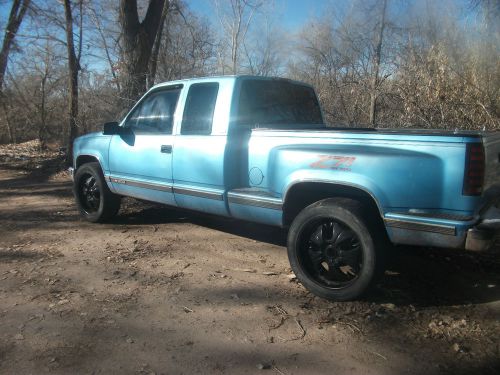 1995 chevy truck 4X4 Step side