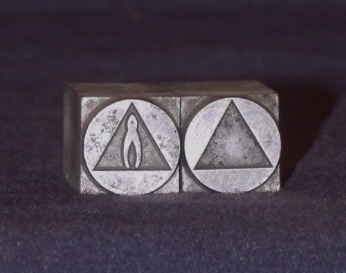 Vintage Metal Letterpress Printing Blocks- 2 Triangle Symbols, Pliers / Tongs