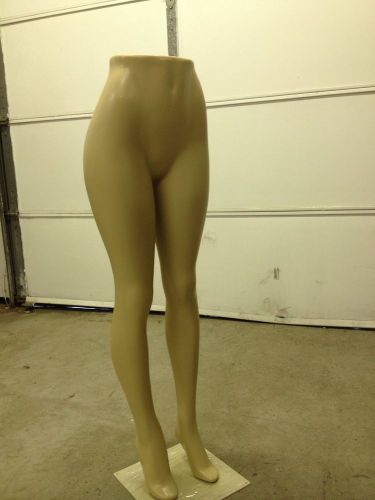 Mannequin-Brazilian Half Form Fleshtone w/ Metal Base 12/F** Lot of 6**