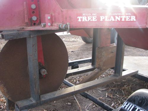 Detco 202 tree planter 3pt mount with transport trailer for sale