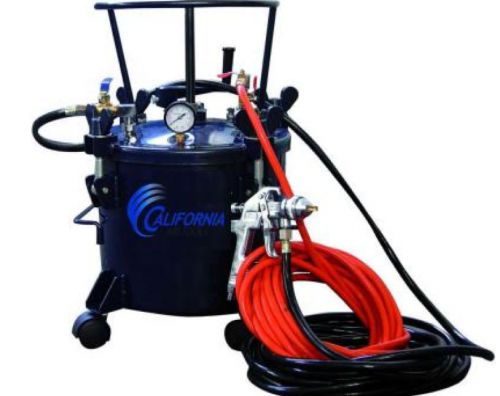 California Air Tools 5 Gallon Pressure Pot with HVLP Spray Gun and Hose