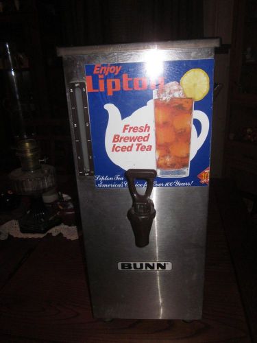 COMMERCIAL HEAVY DUTY &#034; BUNN &#034; ICDD - 3 COFFEE/TEA HOLDER/DISPENSER W/ 3GAL TANK