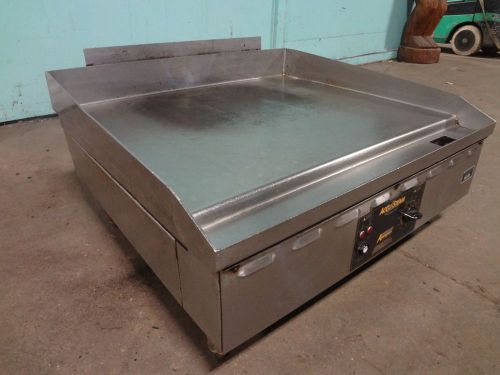 &#034;accu temp accu-steam&#034; hd commercial natural gas/propane gas   flat-top/griddle for sale