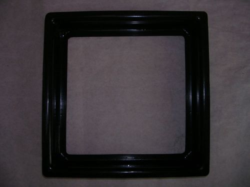 8&#034; Square Pan Plastic Pizza Sauce / Cheese Ring
