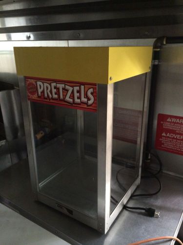 APW Wyott Model PDM 3-Tier Preztel Display Warmer Merchandiser