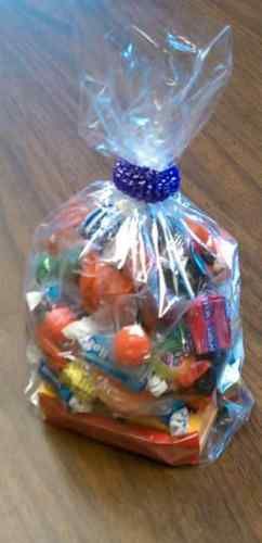 1,000 3 square candy/nut bags 4.5 x 2.25 x 11 x .001 for sale