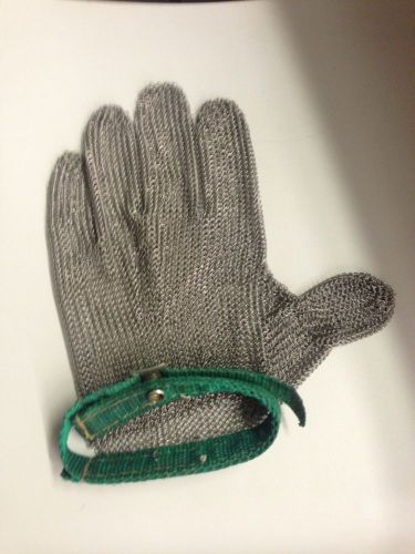 Mesh glove for Left Hand for chicken or fish