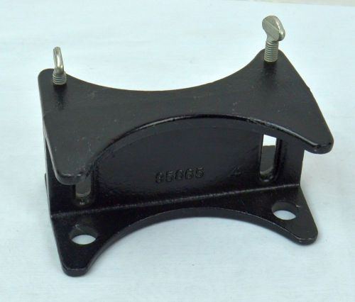 Cast iron gas cylinder support strap clamp for bench for lab gas tank for sale