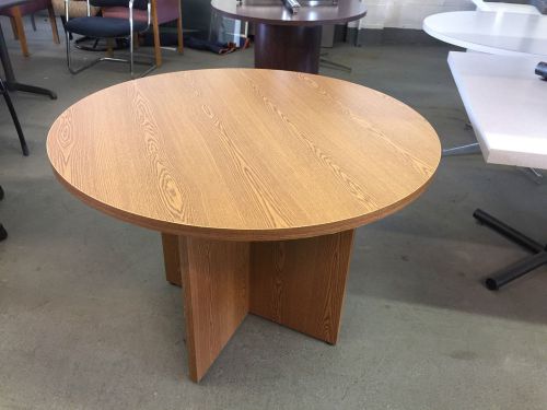ROUND CONFERENCE TABLE by HON OFFICE FURN 42&#034;D in MED OAK COLOR LAMINATE