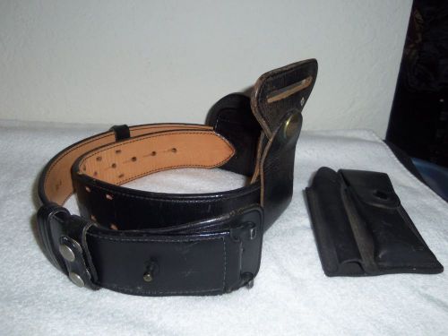 DON HUME B101 SIZE 36 LEATHER POLICE BELT WITH EXTRAS