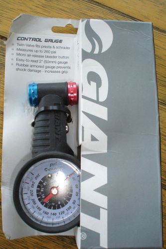 GIANT Control Pressure Gauge for Bicycles- twin valve- NIB