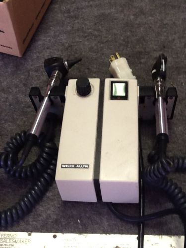 Welch Allyn otoscope opthalmascope 74710 with heads