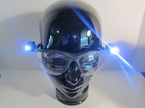 3M Light Vision-2 LED Lights Safety Glasses w +2.50 readers Clear 11479 Protect