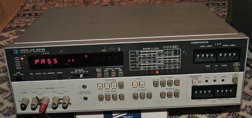 Hewlett Packard 4262A Digital LCR Meter with switchable test frequencies - Works