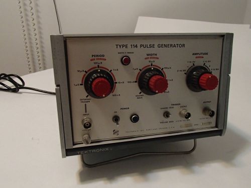 Tektronix type 114 pulse generator fully functioning with original manual