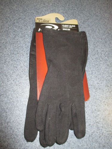 Hatch: BNG190 Flight Gloves with Nomex Fabric, Size Medium