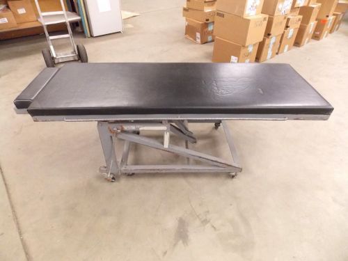 CHIROPRACTIC PHYSICAL THERAPY MOBILIZATION REHAB  TABLE