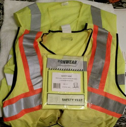 3 reflective vest, 2 used 1 new in plastic