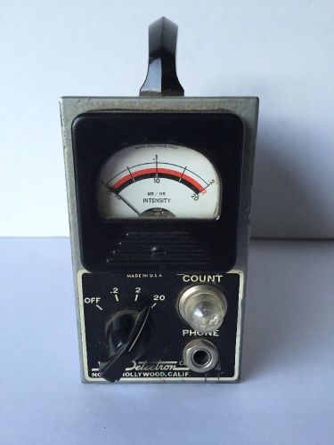 Vintage Detectron Geiger Counter Radiation Detector MR HR Intensity Measure