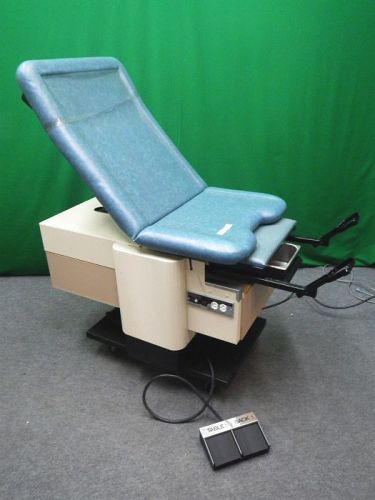 Enochs Power 4000 Power Hi/Lo Exam Table with Foot Pedal