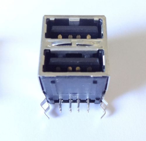 1 pc Dual USB type A, Female PCB mount Thruhole RA, by Foxconn. (25D4)
