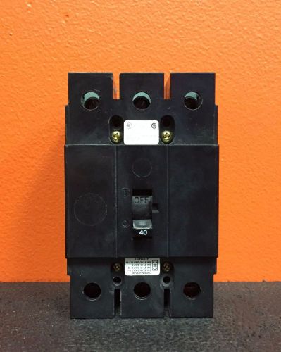 Cutler-hammer ghc3060, 60 amp, bolt-on, ab de-ion, circuit breaker, new in box for sale