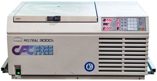 Sanyo MSE Mistral 3000i Refrigerated Centrifuge with Rotor