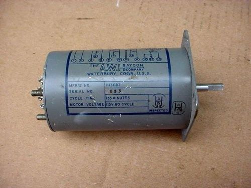 electric motor A.W.Hayden Co. USA H13687 1/4&#034; shaft 115V cycle time 135 min.