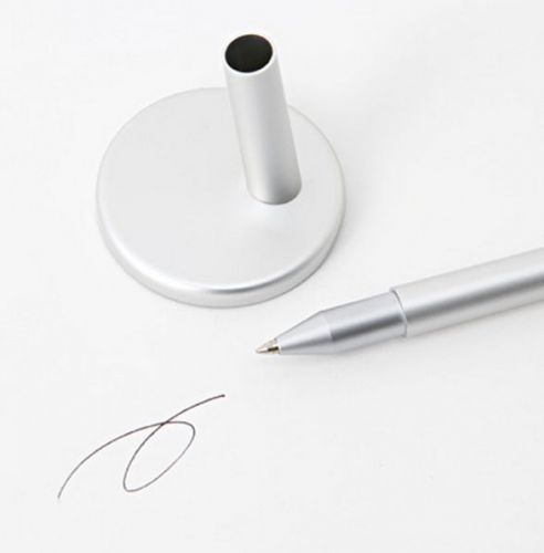 Muji Moma stand pen oily, black 0.7mm Japan