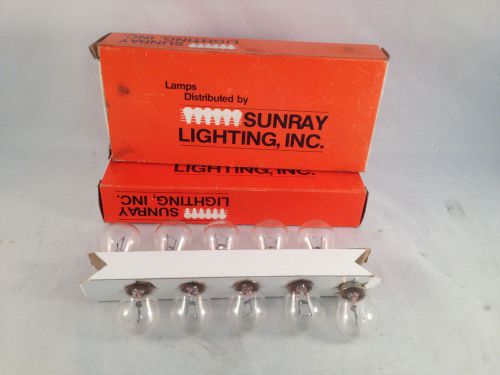 Lot of 17 SunRay Lighting Bulbs SW88 NIB