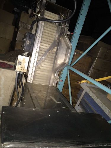 Cap/Bottle Sorting Elevator Stainless Steel Incline Conveyor **NO RESERVE**