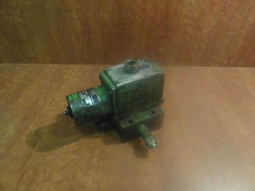 Vickers hydraulic valve DG4S4 012A