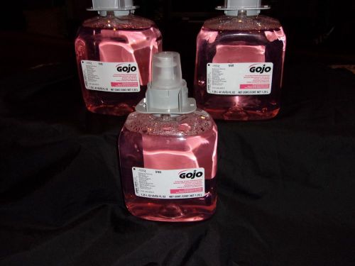 3-1250 ml Gojo Luxury Foam Handwash Soap Refills 5161-03