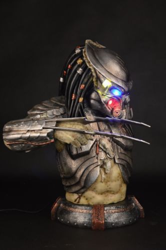 Hot ! PREDALIEN Predator AVP Life Size Figure Bust Statue Collectible LED EYES