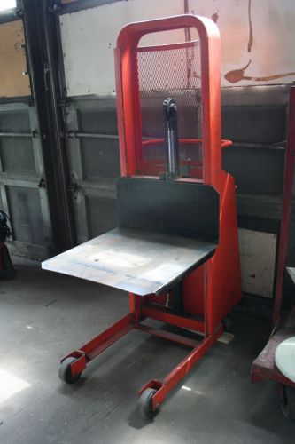 Presto stacker electric fork truck excellent condition for sale