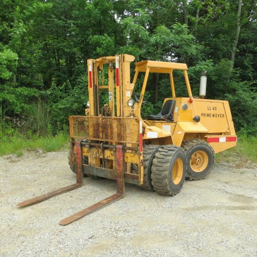 Forklift articulating 4 wheel drive all terrain diesel 4,000 lb. baltimore md for sale
