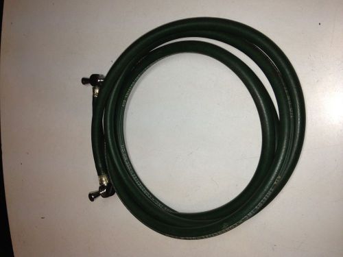 hose,medical O2 DISS fem.wing conector on both end,none on other 9 ft,green.used