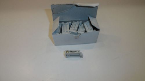 UU2: Lot of 25 Magnecraft 16-DCLIP-1