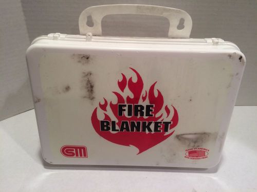 FIRE BLANKET WITH CASE FLAME RETARDANT - NEW