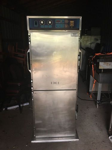 Royalton COOK AND HOLD OVEN, WORKS WELL, ON CASTERS