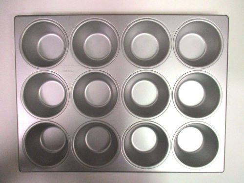 Focus Foodservice 903695 12-Cup Aluminized Steel JUMBO Muffin Pan ~ EW 77A